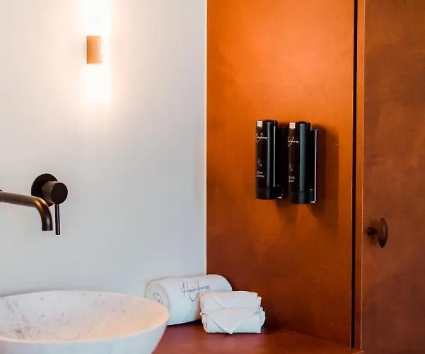 Hotel The Librarian By Domani